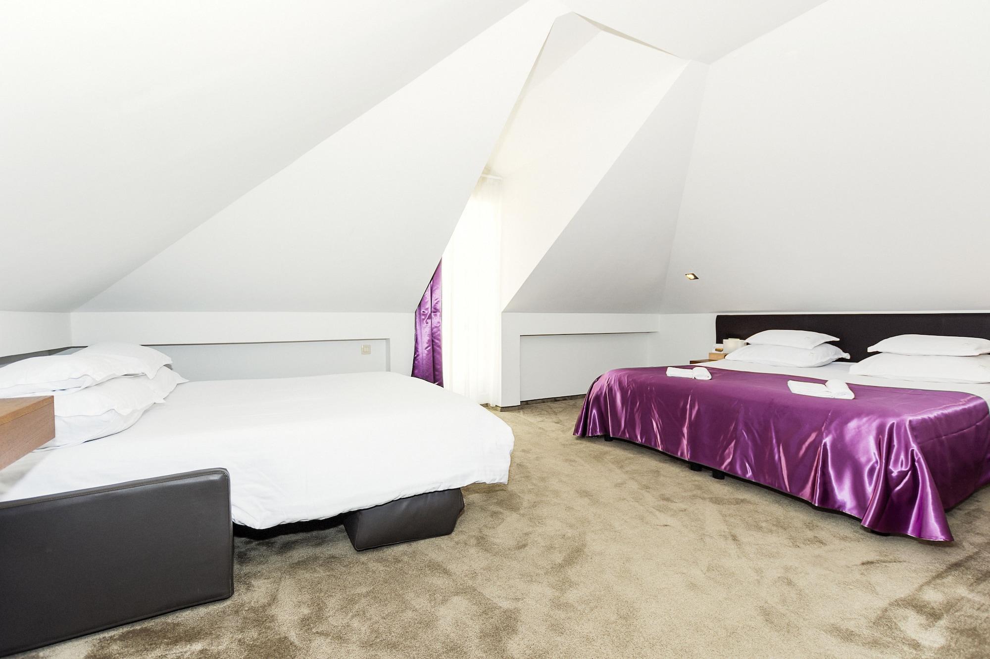 Hotel Marul Сплит Екстериор снимка