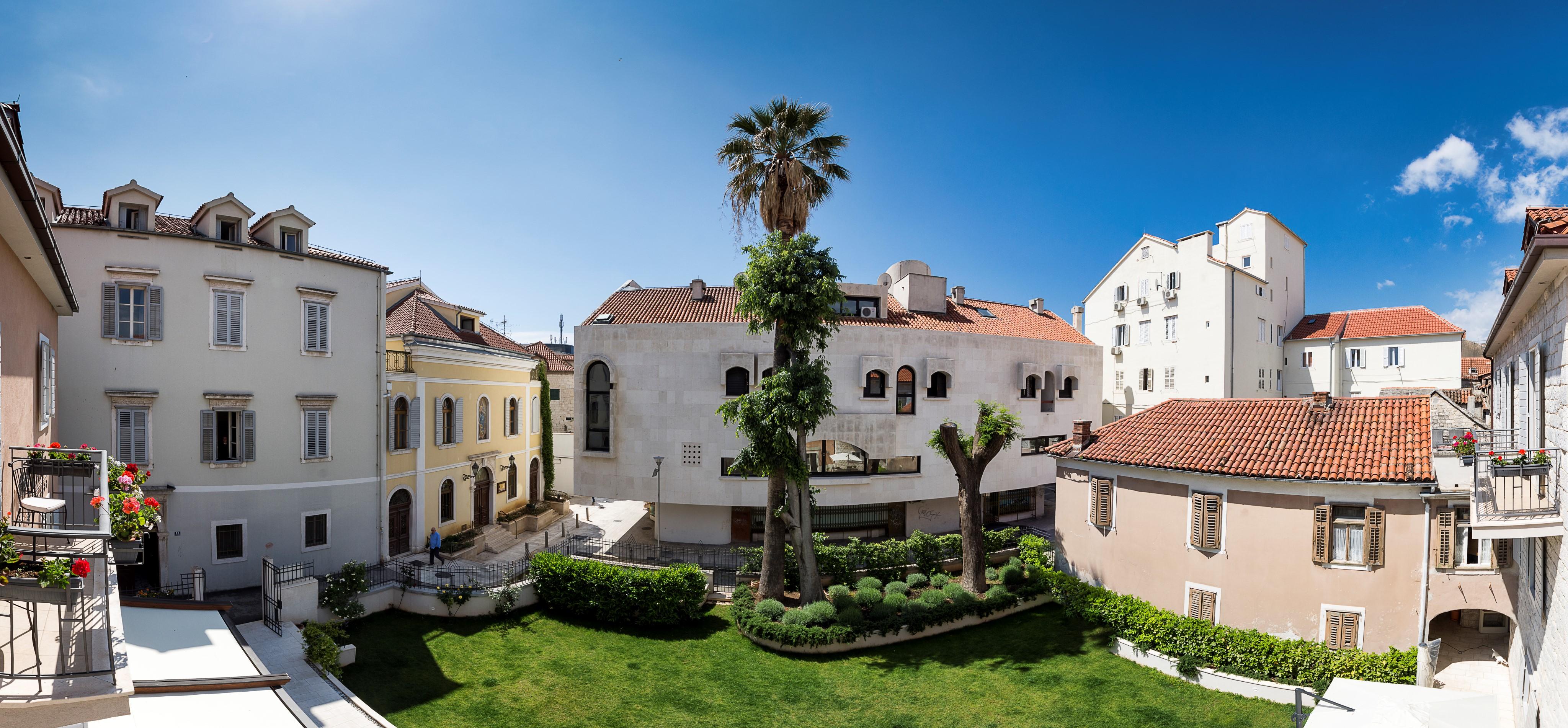 Hotel Marul Сплит Екстериор снимка