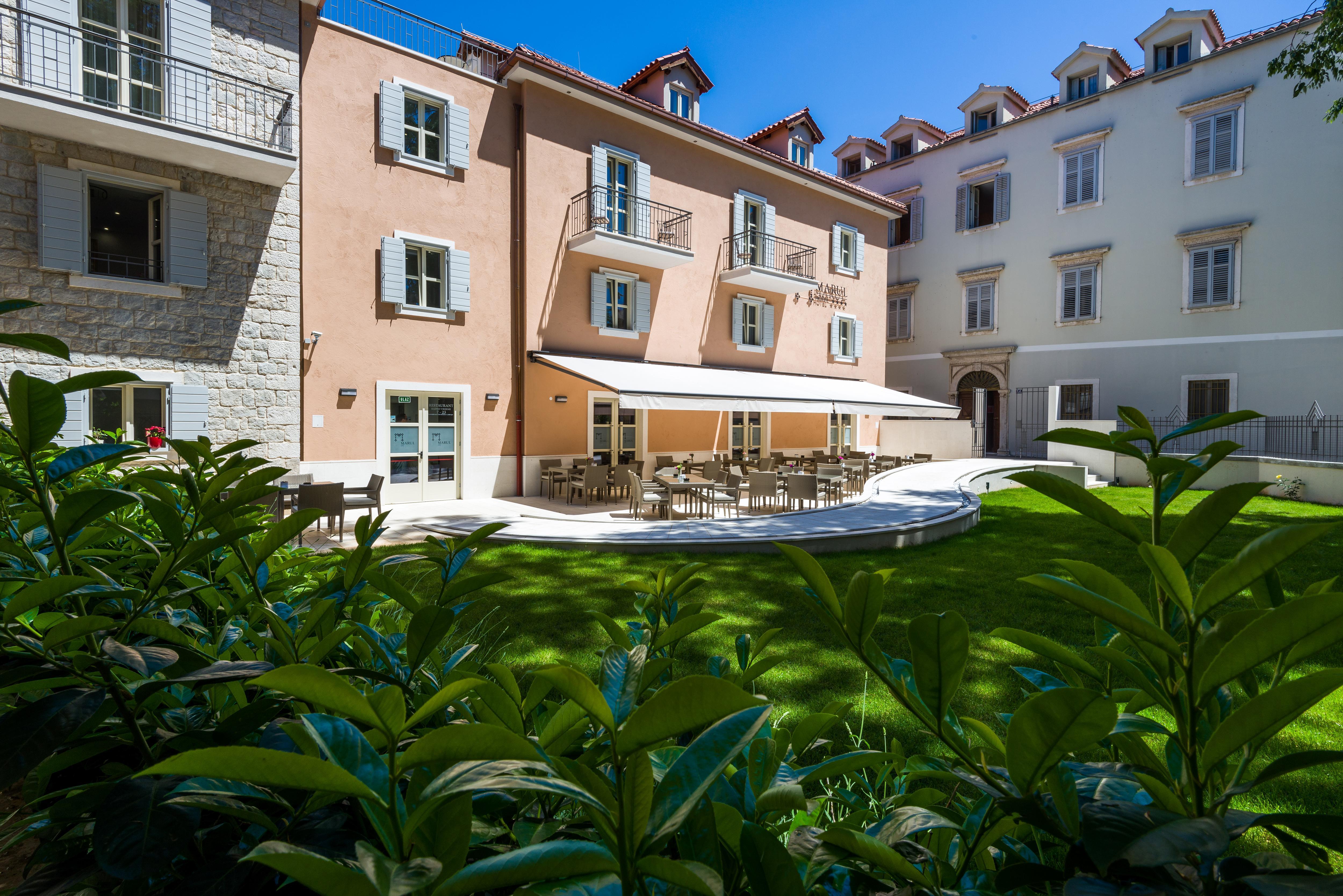 Hotel Marul Сплит Екстериор снимка