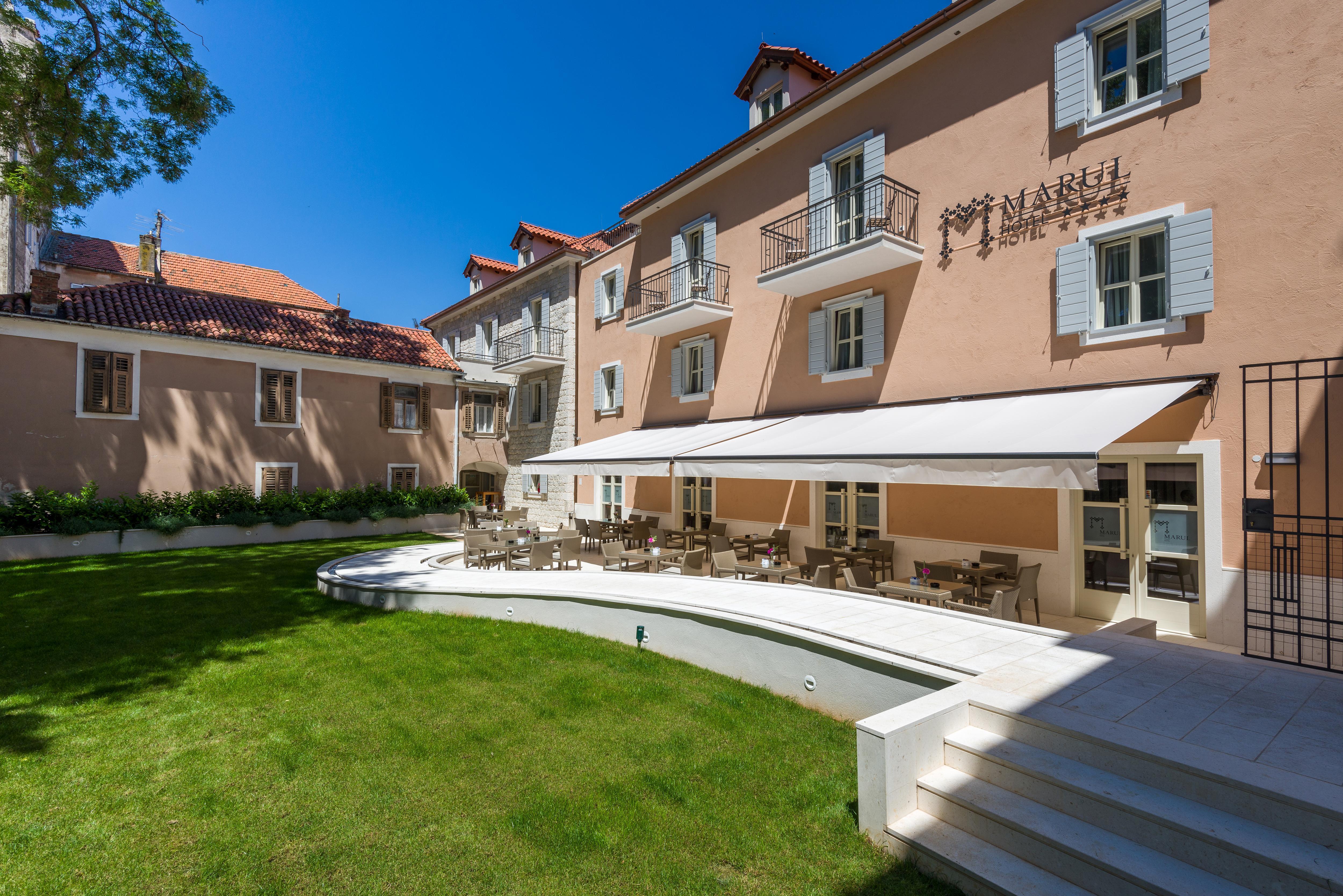 Hotel Marul Сплит Екстериор снимка